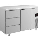 Kühltisch -2 bis +8°C 1400x700x850mm mit 1x Tür und 1x drei Schubladen