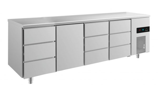 Kühltisch -2 bis +8°C 2330x700x850mm mit 1x Tür und 3x drei Schubladen – Bild 1