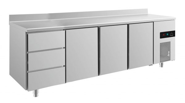 Kühltisch -2 bis +8°C 2330x700x850mm mit 3x Tür und 2x drei Schubladen – Bild 1