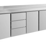 Kühltisch -2 bis +8°C 2330x700x850mm mit 3x Türen und 1x drei Schubladen