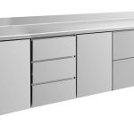 Kühltisch -2 bis +8°C 2330x700x850mm mit 2x Türen, 1x zwei Schubladen und 1x 3 Schubladen