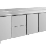 Kühltisch -2 bis +8°C 2330x700x850mm mit 3x Türen und 1x zwei Schubladen